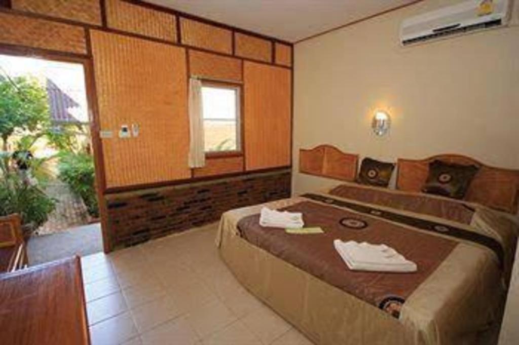 Oyo 681 Paradise Hotel Ao Nang Exterior photo